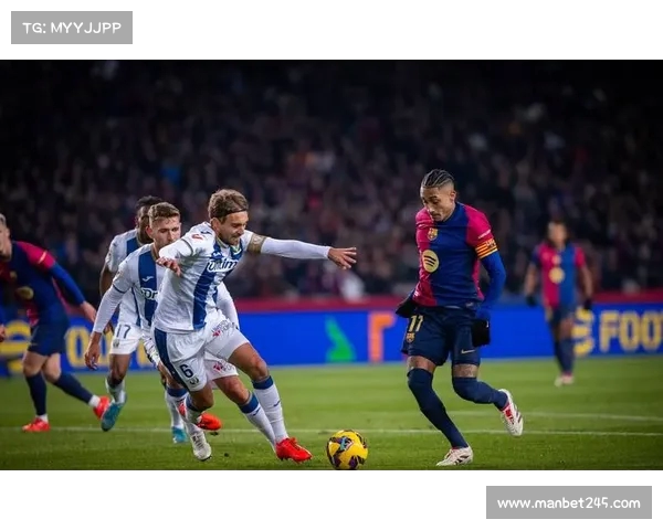 西甲三后卫战术革新：如何利用三后卫体系打造更强防线与进攻配合